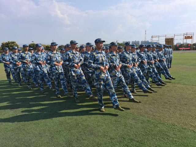 军训琐忆 迷彩军训展青春——21级智院学子军训纪实