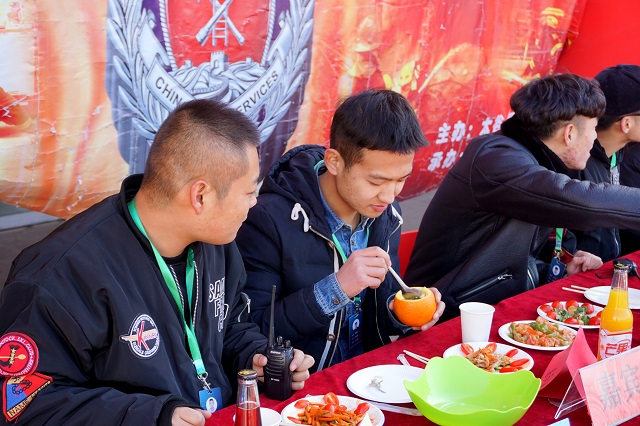 【社团快讯】美食欲催味蕾 佳肴撼动舌尖——环科系举办第二届“食全食美”烘培嘉年华美食沙龙活动