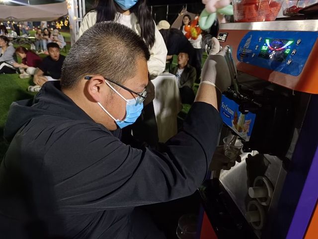 【社团快讯】炎炎夏日 欲罢不能——“烹”燃心动食品小课堂活动