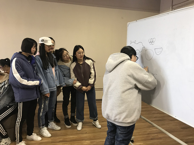 【完满班级】阳春三月 花色满园——淬炼商学院举办三月完满班级主题活动(二十一)