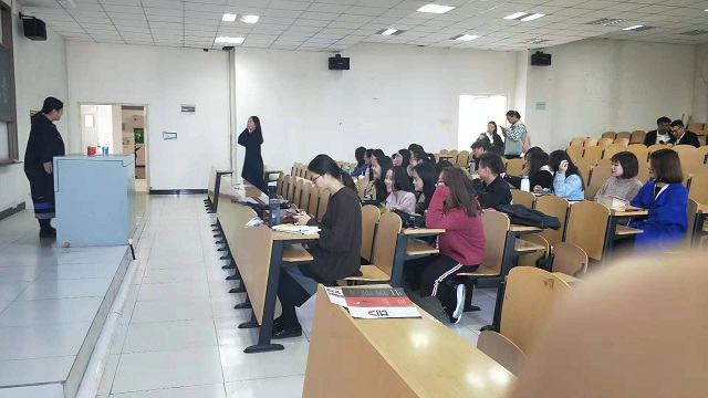 【完满班级】展大学岁月 忆自我青春 ——淬炼商学院十月完满班级主题活动（八）