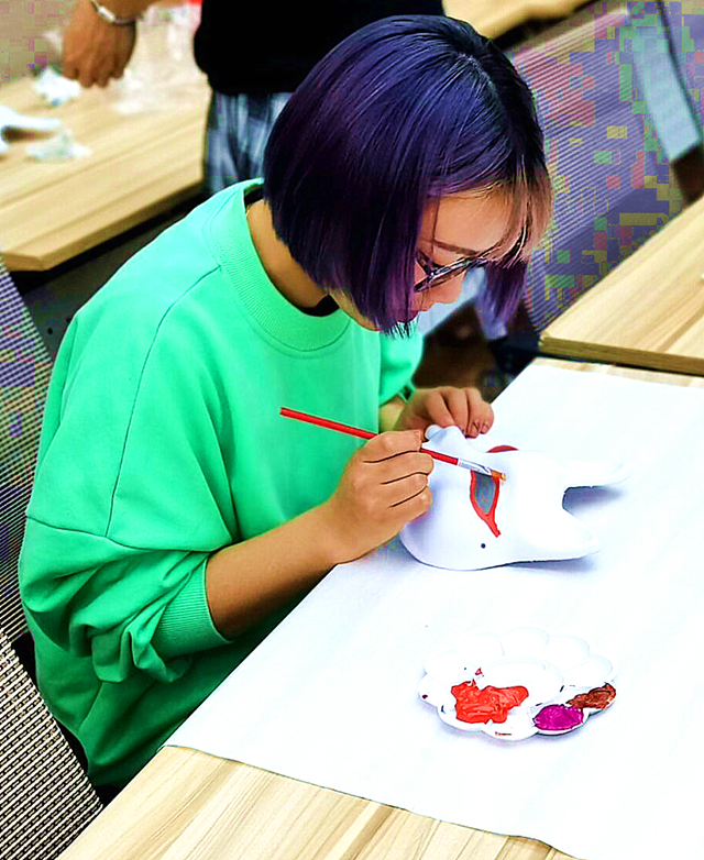 面具彩绘 别开生面——大数据学院、信息工程学院首届“假面DIY”面具设计大赛