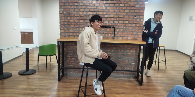 【完满班级】歌唱青春曲 放飞心中梦——计科1803“爱我所爱 唱我所唱”活动