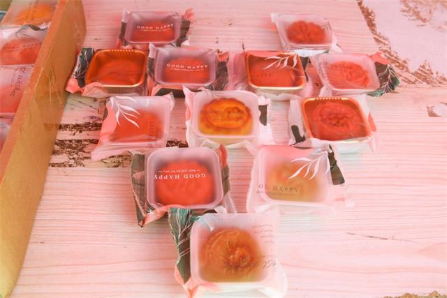 佳节圆心愿 中秋共团圆——青年志愿者联合会与美食社举办“相遇完满 ‘月’见美食”活动