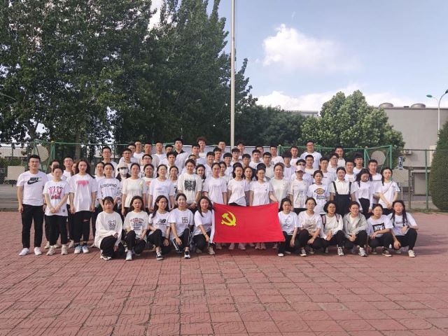 提升党性修养 增强党员凝聚力——智能工程学院学生党支部6月主题党日活动