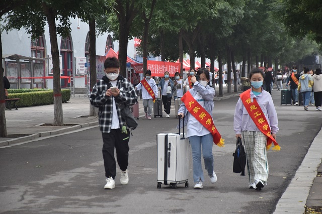【迎新纪实】开启新地图 踏上新征程——大数据学院、信息工程学院迎新纪实