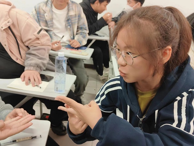 以史凝诗 共铸党辉——远景学院组织部与凌烟阁诗社联合举办“以诗话党”主题活动