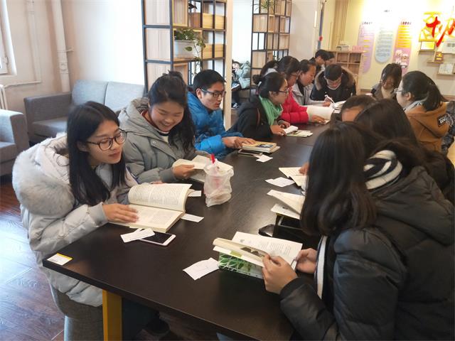 【社团快讯】鸟欲高飞先振翅 人求上进先读书——墨竹文学社携青藤书院与简书举办读书交流协会
