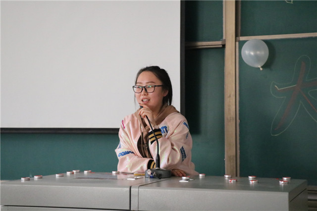 中英交汇 群英荟萃——外语系开展第五届外语文化节之“大声说出来”活动