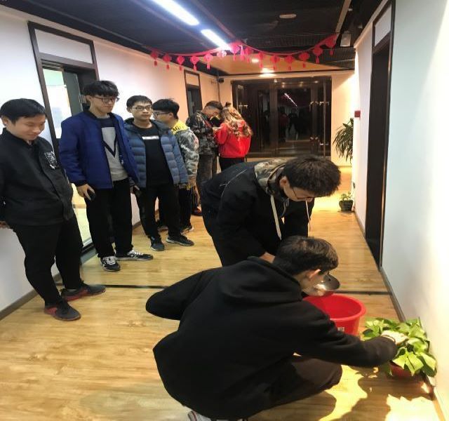 公益之路 与我同行——远景1802班书院清洁