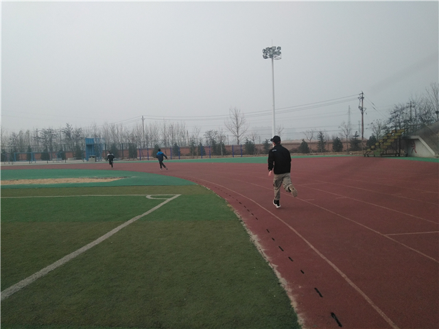 【完满班级】无体育 不青春——淬炼商学院三月完满班级主题活动(四)