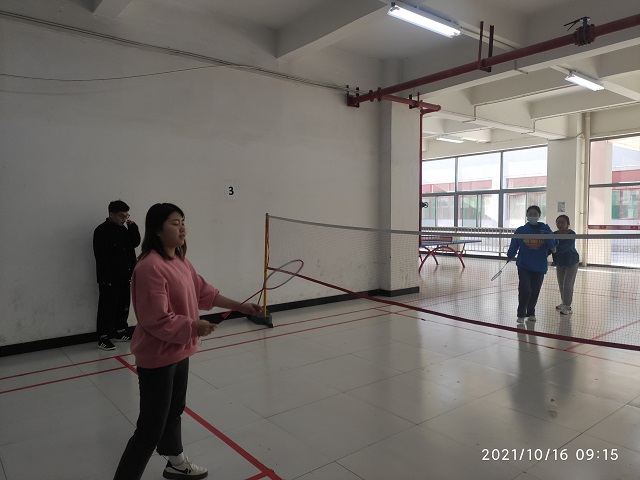 【完满班级】锻炼体能磨砺意志 追求更快更高更强——食品与环境学院食安2102班完满班级活动