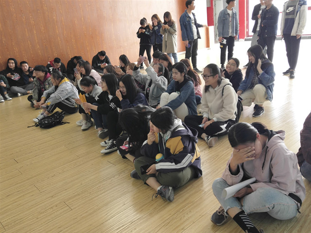 【完满班级】青春剧场 愿永远散发光芒——经济与管理学院四月完满班级活动纪实（九）