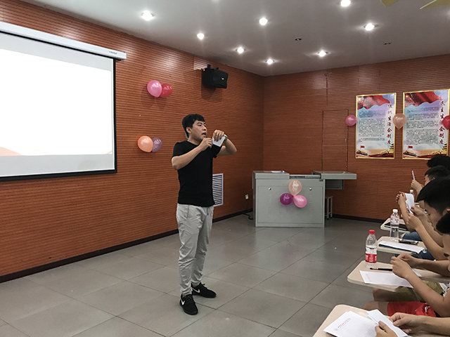 【辅导员说完满】以理服人 以情感人 以德养人——艺术传媒系辅导员说完满之班级管理的艺术