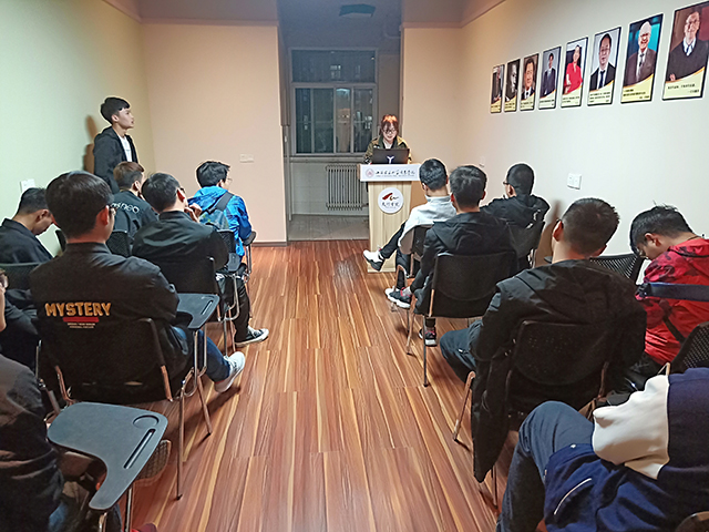 【完满班级】保护野生动物 就是关爱人类自己——网工1801班级文化宣传教育活动