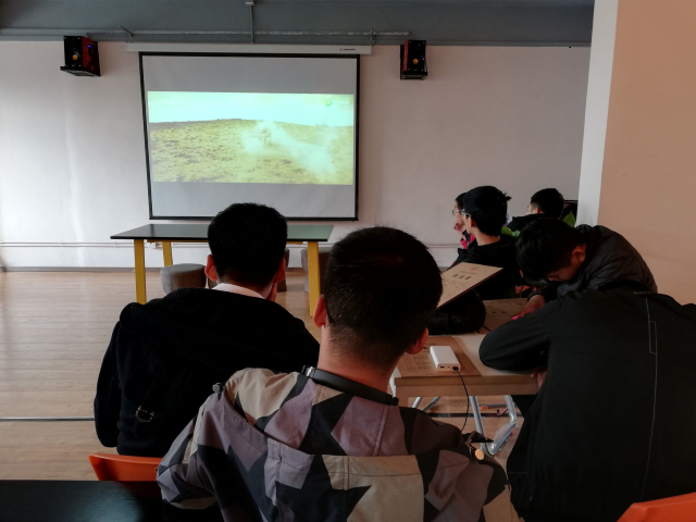 【主题团日】改革需要艰难探 阵痛方知道路坚——物联1802班举办团日活动