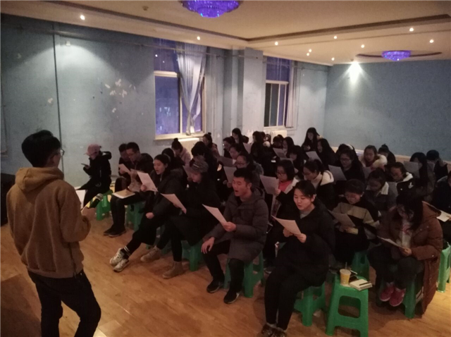 以心为媒 求完满百态 索光影校园——第八期“创客视界·传媒沙龙”技术培训会成功举办