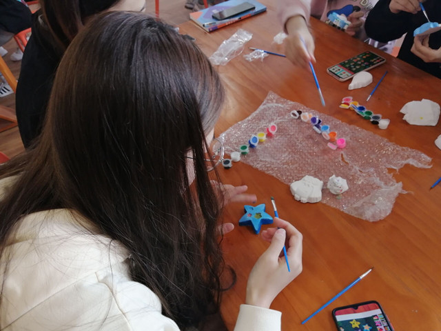 【完满班级】拾少年童趣 涂绚丽色彩——淬炼商学院行管1901班完满班级活动