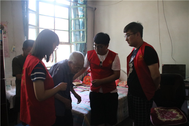 【三下乡】岁月的更替 深情的回忆——“机时予”志愿队带你回到过去 感悟今朝