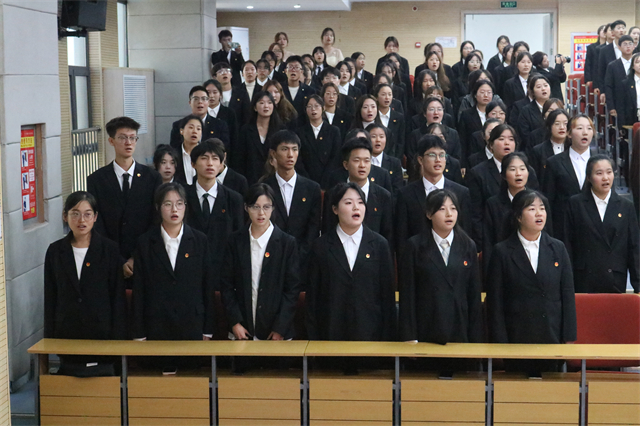 薪火传承守初心 凝心聚力担使命——商务英语学院第十届学生组织答谢会暨第十一届学生组织见面会