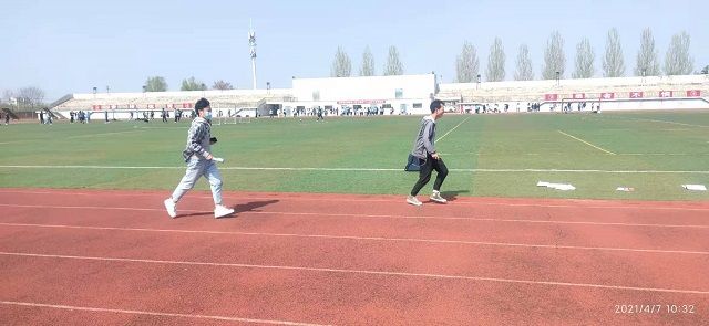 【完满班级】学习党史 传递精神——环设2001班友谊接力赛活动