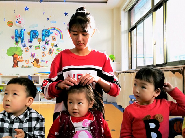 【完满班级】孩子 愿你永远笑靥如花美如颜——信工系计科1701班举办“小手牵大爱”公益完满班级活动