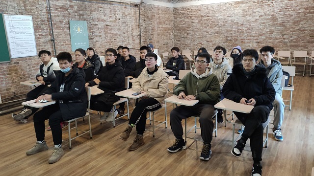 【完满班级】红色观影 缅念先烈——远景1901完满班级活动