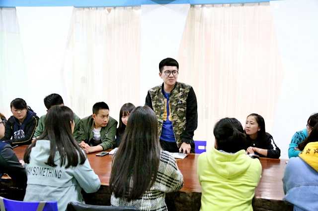 环科系与外语系学生会工作分享交流会