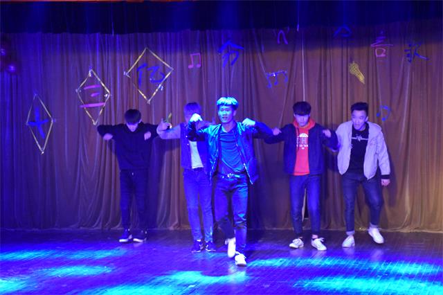 浪子柔情 乡音“男”觅——第69期乌马河周末文化广场之十三亿分贝方言歌唱大赛