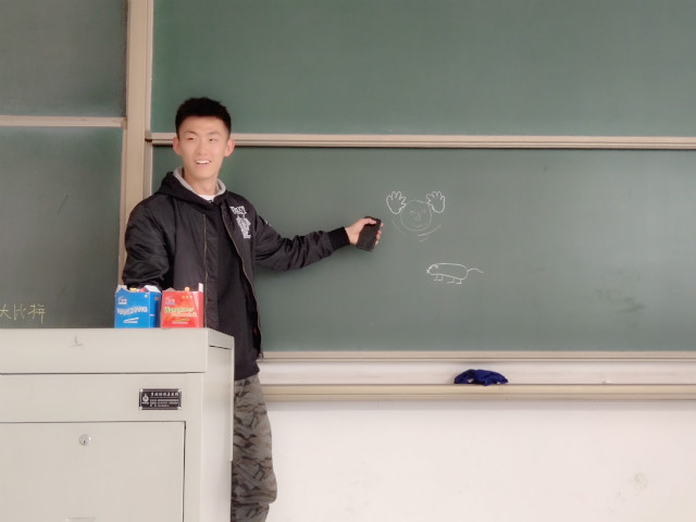 【完满班级】炫动青春 谱写欢乐乐章——经济与管理学院四月完满班级活动纪实（二）