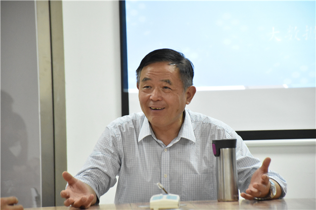 【院长接待日】扬梦航帆 带着理想出发——大数据学院、信息工程学院召开2018—2019春季学期就业前景及职业规划的会议