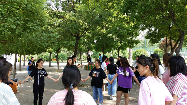 【完满班级】趣味运动会 精彩没个够——淬炼商学院五月完满班级主题活动（三十八）