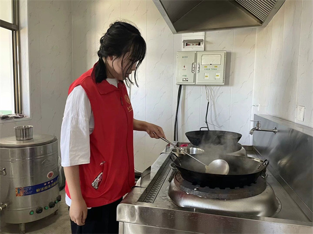 【三下乡】以“乡村”为启 奏响产业振兴曲——汇“侯”研商 淬炼·国际商学院青年益行乡村振兴促进团