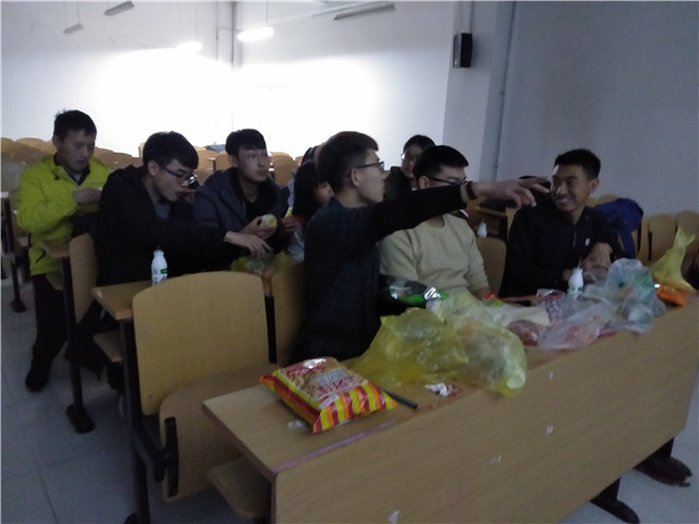 【完满班级】心随影动 荡涤青春——机电工程系机电1701班“观影活动 畅享青春”完满班级活动