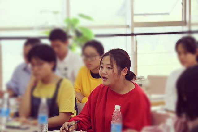 “直击对话” 宣传与视角汇聚——环科系举办新闻宣传交流分享会