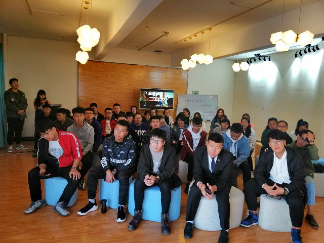 【完满班级】走进电影 梦想起航——食品与环境学院土管1801班完满班级活动