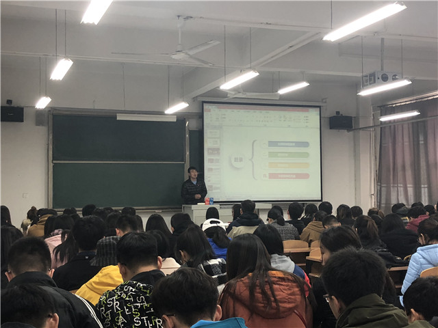 【辅导员说完满】学习女排精神 励志拼搏成才——食品与环境学院2016级辅导员说完满