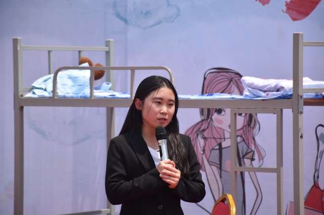 【戏剧节】声情并茂 惟妙惟肖——第六届“魅夜乌马河”校园戏剧节5月16日新闻集锦