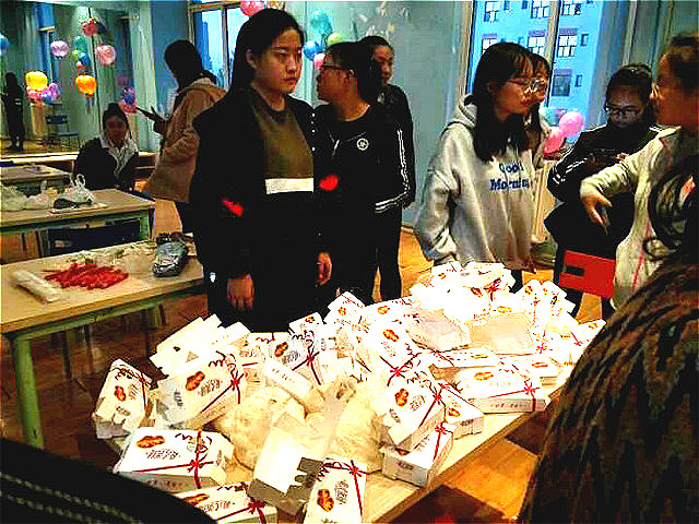 社团星动力第45期:未来日子有你们参与 我很幸运——美食社社长侯伟倩