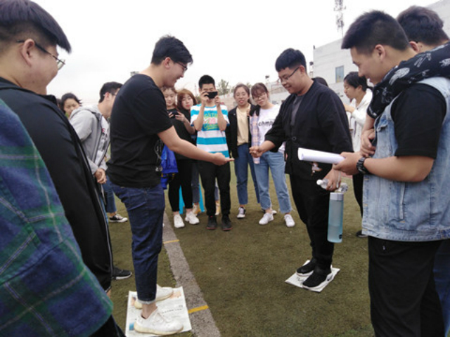 【完满班级】点燃五月 炫动青春少年梦——经济与管理学院五月完满班级活动纪实（二）