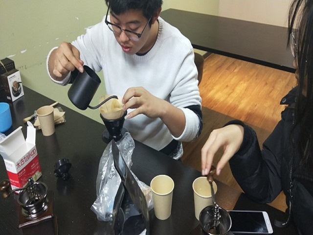 【完满班级】品味醇香 纵享丝滑——食品与环境学院资环1701班完满班级