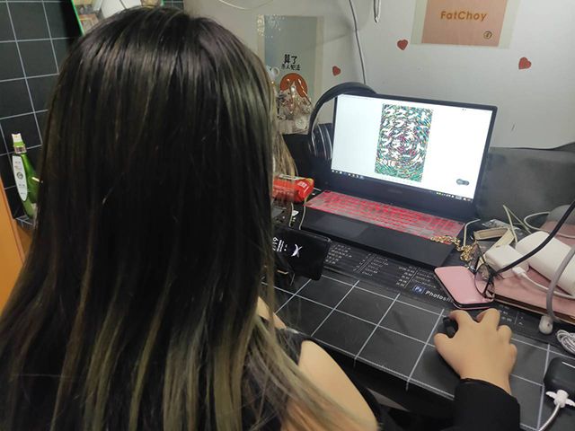 【完满班级】音乐让梦想飞扬——艺术传媒学院产品设计1801班举办“音乐海报”完满班级活动