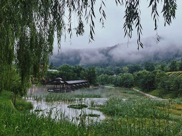 【暑期社会实践】游弥家乡 赏华夏风情 ——2017级环境设计“美丽乡村”微电影暨平面摄影作品征集活动