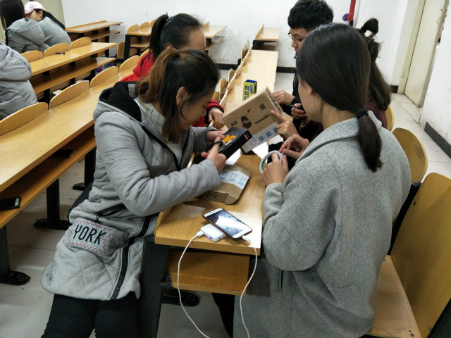 【完满班级】联动纸盒人的梦想——淬炼商学院“善”行青春主题活动（四十三）