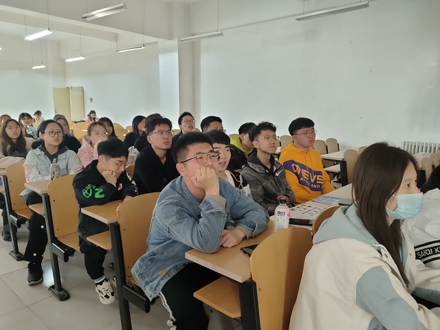 【完满班级】共建建国伟业 齐赛祖国知识——食品与环境学院动医2004班完满班级活动