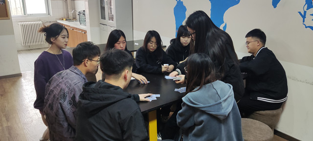 【完满班级】以牌会友 喜迎新冬——淬炼·国际商学院会计2004班完满班级活动