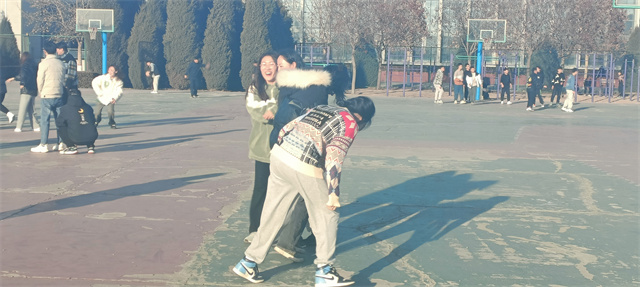 【完满班级】你来比 我来猜——淬炼·国际商学院财务2114班完满班级活动