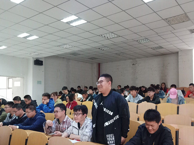 【辅导员说完满】心怀责任 勇于担当