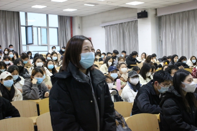 【辅导员说完满】努力的意义 拒绝假努力——经济与管理学院2022级辅导员说完满