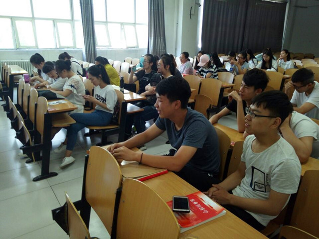 【完满班级】用生活的灵魂来致敬戏剧——经济管理系“戏剧大舞台”经管1501班戏剧知识竞赛